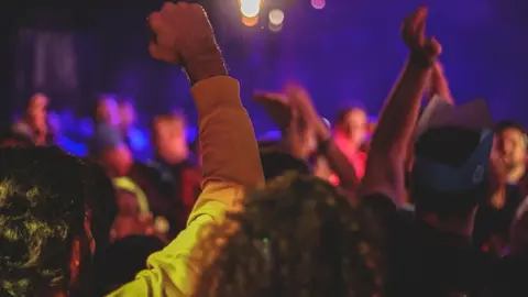 Brutal agresi&oacute;n en grupo a un hombre por defender a una joven en una discoteca en M&aacute;laga