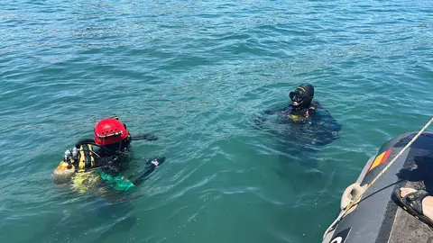 As&iacute; ha sido la b&uacute;squeda del submarinista desaparecido en Rota