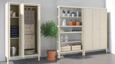La estanter&iacute;a (a la vez armario) perfecta la terraza o jard&iacute;n de Ikea: queda bien hasta en la entrada de casa