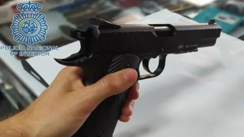 Atraca a punta de pistola un local de apuestas del distrito Norte de Granada