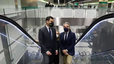 El&iacute;as Bendodo sobre Juanma Moreno. Es como un alcalde para Andaluc&iacute;a