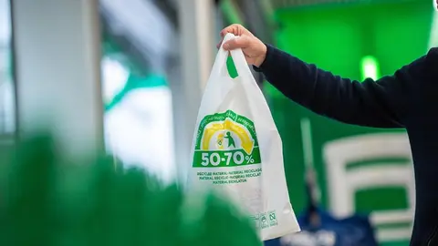 Las bolsas de Mercadona son un fijo en la cocina por grandes y resistentes