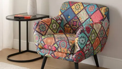Llega a el sill&oacute;n para las amantes de Desigual a Maisons Du Monde: barato y &uacute;nico
