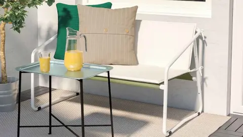 Sof&aacute; INGMARS&Ouml; de Ikea para terraza y jard&iacute;n
