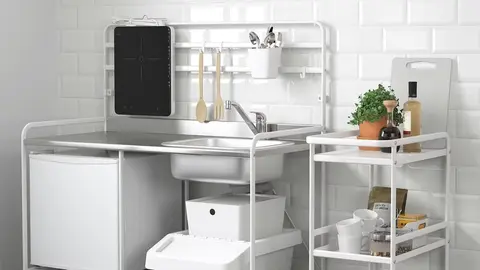 La mini cocina que es perfecta para acompa&ntilde;ar a la lavadora en el lavadero la tiene Ikea