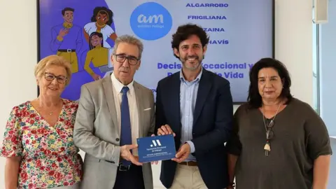 Acto de presentaci&oacute;n del proyecto desarrollado por la&nbsp;asociaci&oacute;n Autismo M&aacute;laga de orientaci&oacute;n laboral para j&oacute;venes con TEA en la Diputaci&oacute;n de M&aacute;laga