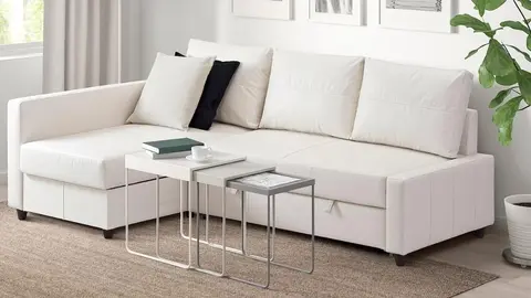 El sof&aacute; que arrasa en IKEA para salones peque&ntilde;os: perfecto y barato para peleas matrimoniales