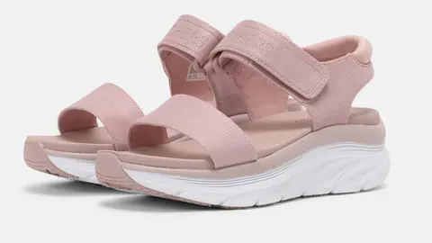 Las sandalias de Skechers para ir a la moda que arrasan en El Corte Ingl&eacute;s: rosas y con velcro