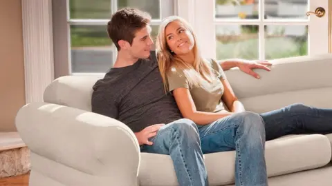 El sof&aacute; rinconera de Amazon es lo &uacute;ltimo en dise&ntilde;o de colchonetas: hinchable y barato