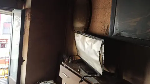 Entra a robar en una casa en Baena y acaba provocando un incendio