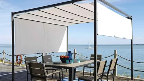 P&eacute;rgola de jard&iacute;n M&aacute;laga de Maisons du Monde