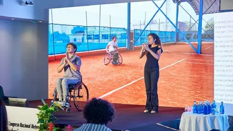 Networking inclusivo Emoci&oacute;n desde Conil