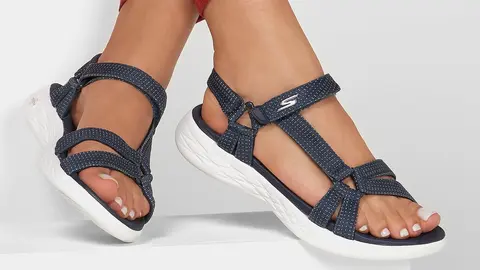 Las sandalias de Skechers que fich&oacute; Amazon por molonas y c&oacute;modas son las Performance On-The-go 600-Brilliancy