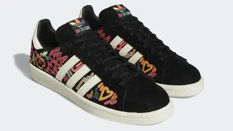 Adidas copia a Skechers y lanza un nuevo modelo de zapatillas del amor: guerra de besos