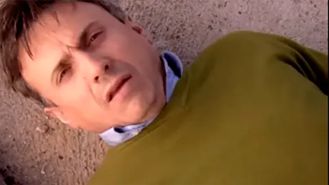 Jos&eacute; Mota, en el v&iacute;deo '&iquest;La bolsa o la vida?