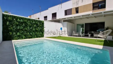 Unifamiliar en Jerez de 138 metros y piscina