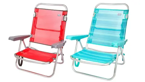 La silla plegable para playa o jard&iacute;n que arrasa en Amazon: 6 colores, con asa y mismo precio
