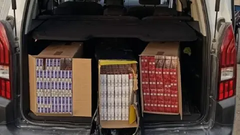 As&iacute; ha sido perseguido un conductor en Jerez con 1.500 cajetillas de tabaco