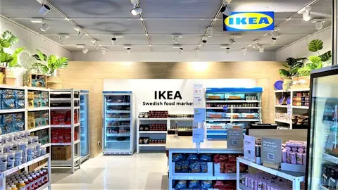 Ikea pone a la venta su nuevo &aacute;rbol de Navidad: frondoso y de 2,10 metros de alto