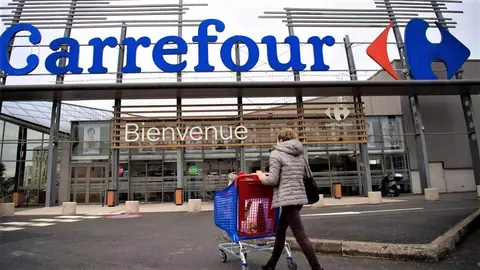 Las sillas plegables de Carrefour siguen siendo un reclamo para los 'playeros': baratas y duraderas