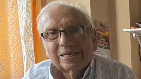 Agust&iacute;n Ladr&oacute;n de Guevara