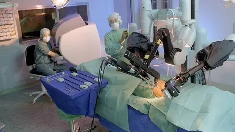 Hito de la cirug&iacute;a en C&oacute;rdoba. Operan a 4 ni&ntilde;os con un robot