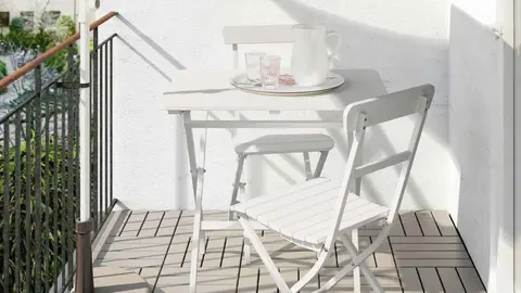 Mesas y sillas plegables MALAR&Ouml; de Ikea