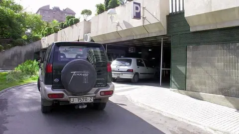 Asfixia desnudo a una mujer para violarla en un parking de Ja&eacute;n