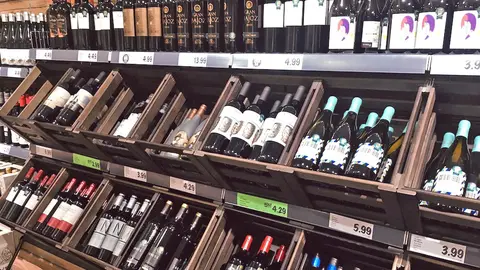 Los vinos tintos que desaparecen de Lidl porque est&aacute;n buen&iacute;simos y son muy baratos
