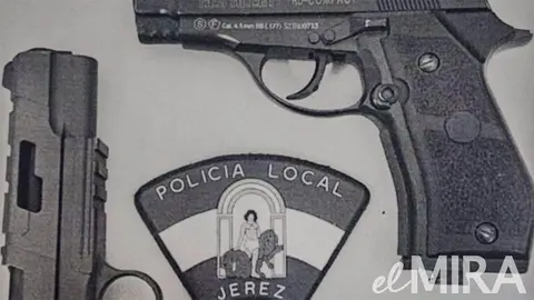 Pillados en Jerez armados con dos pistolas en el coche