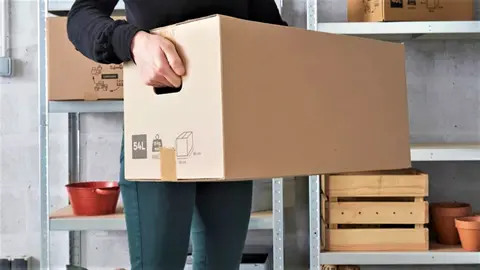 Las mudanzas salen bien con el pack de 10 cajas de 54 litros de Leroy Merlin