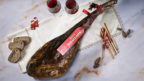 Jam&oacute;n ib&eacute;rico de la Finca Jarallana de La Nevera Espa&ntilde;ola