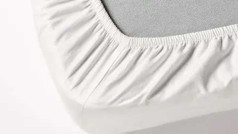 La ola de calor provoca m&aacute;s cambios de s&aacute;banas bajeras e Ikea lo sabe: colecci&oacute;n de 5 colores