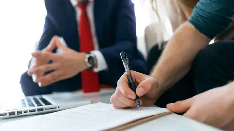 Un corredor de seguros