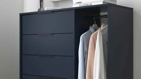 C&oacute;moda con barra NORDMELA de Ikea