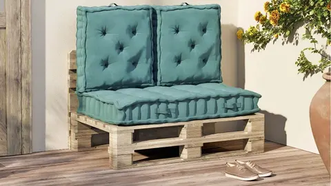 Los palets est&aacute;n de moda para cambiar de look las terrazas y jardines: Leroy Merlin los tiene baratos