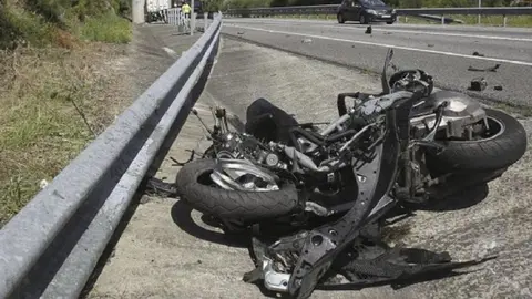 Tragedia en C&aacute;diz. Muere un hombre de 62 a&ntilde;os tras chocar una moto y un coche