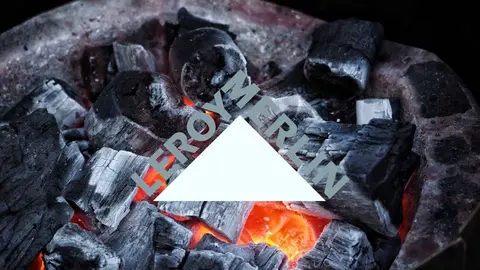 Los amantes de las barbacoas se llevan este saco de carb&oacute;n de Leroy Merlin: 10 kilos para que no falte