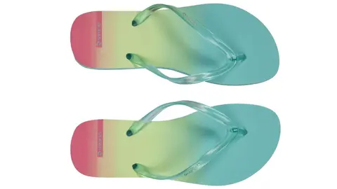 M&aacute;s barato que en el bazar chino: 2 modelos de chanclas arrasan en Decathlon a menos de 3 euros