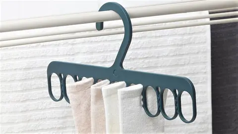 El nuevo invento de Ikea: una percha para colgar en el armario calcetines y bragas