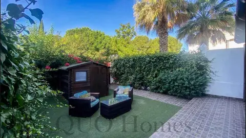 La casa de 2 plantas en la mejor zona de Jerez m&aacute;s destacada de idealista 100 m&sup2; de jard&iacute;n