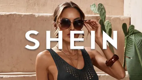 El vestido que triunfa encima del bikini lo tiene Shein (10 euros): 2 colores en tallas S, M y L