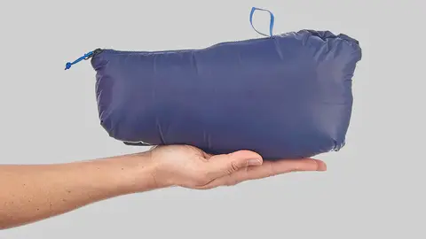 El abrigo que arrasaba en invierno en Decathlon lo sigue haciendo en verano con el calor (1)