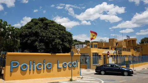 Esta es la condena a 2 polic&iacute;as locales de Estepona por abusar de una joven