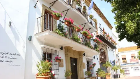 Roba dinero de los anticipos en el Ayuntamiento de Marbella. Esta es la condena