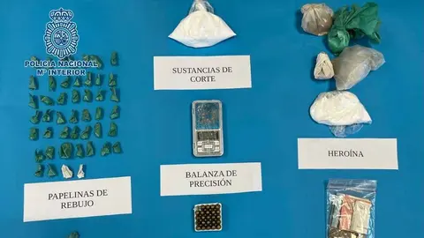 Droga y material intervenido en la calle Nueva de Jerez | Polic&iacute;a Nacional