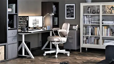 La silla m&aacute;s acolchada y elegante de Ikea que pega donde la pongas en casa: inclinable y regulable