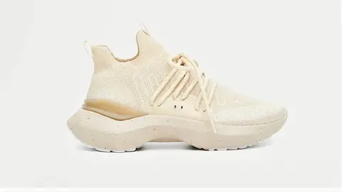 Las zapatillas de Mango para mujer que imitan a Nike pero son mucho m&aacute;s baratas