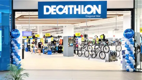No te creo Decathlon: esta carpa 3 x 3 parece las p&eacute;rgolas de Leroy Merlin pero m&aacute;s barata
