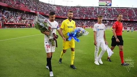 Jes&uacute;s Navas y Jos&eacute; Mari, junto al hijo de Antonio Puerta | CCF